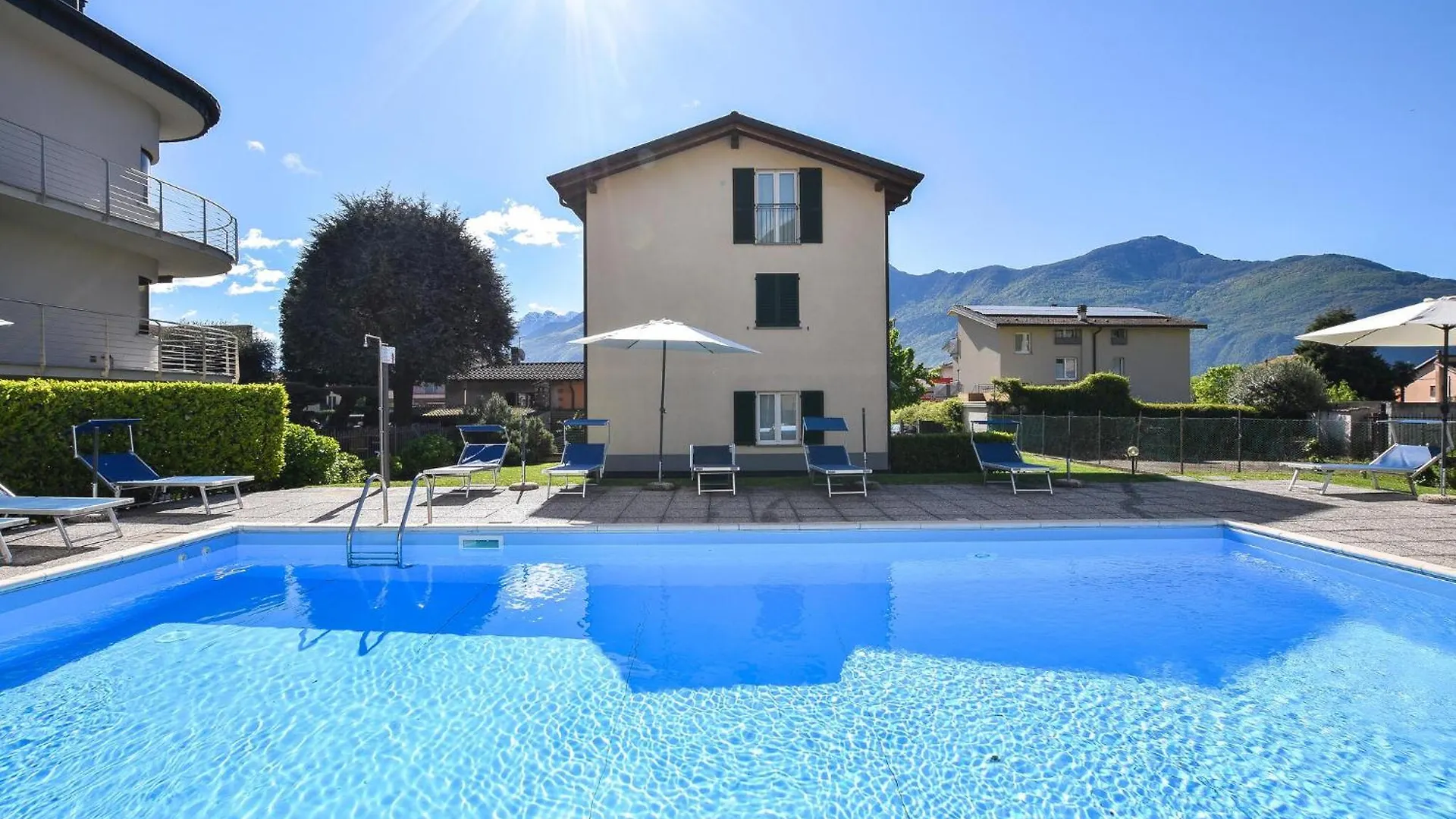 Amazing Apartment In Domaso With Kitchen 0*,